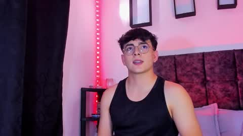 Nolan  online show from November 4, 8:54 pm