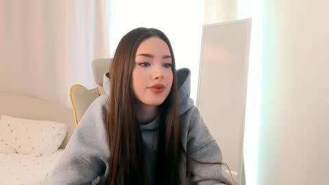 Syndney online show from March 24, 4:40 am