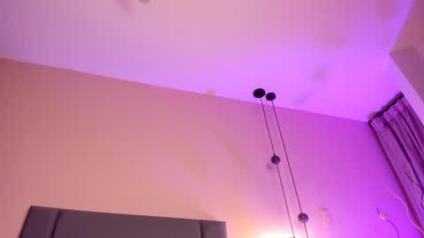 Snapshot of nora_dasilva chatting on February 7, 1:47 am Nora Da Silva online show from February 7, 1:47 am