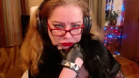 miss Tress online show from October 29, 9:48 pm