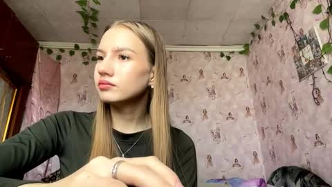 Lina online show from September 16, 6:38 am