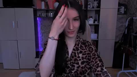 Hazel online show from January 10, 11:48 am