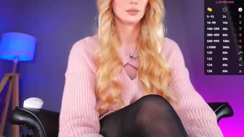 Anna   .   online show from October 15, 4:30 pm