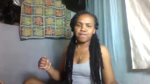 nosminah01 online show from September 13, 1:08 am