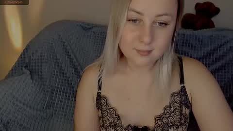 Snapshot of not_nakedcat chatting on September 12, 6:59 am hi glad to chat online show from September 12, 6:59 am