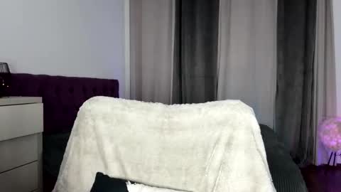 Tina online show from October 12, 9:49 pm