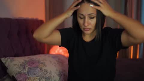 Tina online show from February 18, 2:06 pm