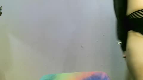 Snapshot of notasianbut chatting on March 2, 5:33 am Monami online show from March 2, 5:33 am