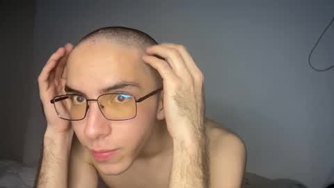 notatheeena online show from October 6, 3:41 pm