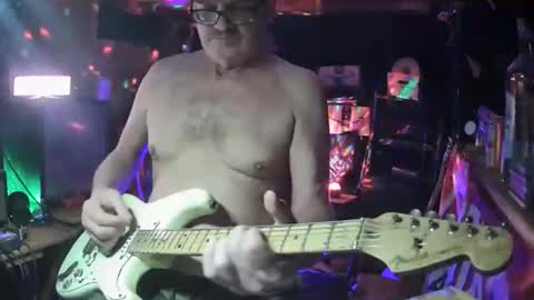 notflamingfart online show from October 28, 1:39 am