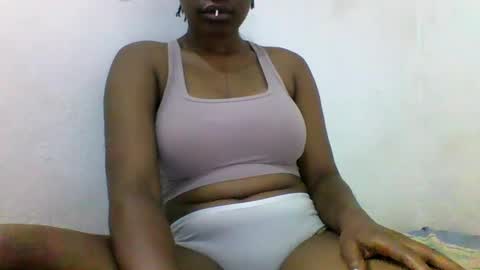 Snapshot of notoy1 chatting on March 10, 8:50 am notoy1 online show from March 10, 8:50 am