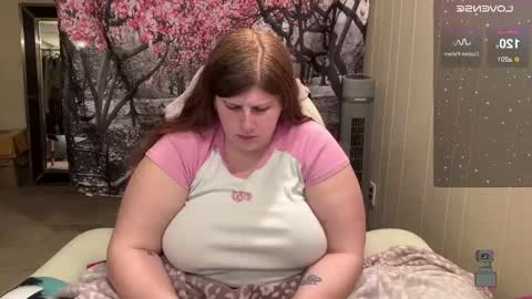 NotUrBabyMoms online show from February 20, 3:08 pm