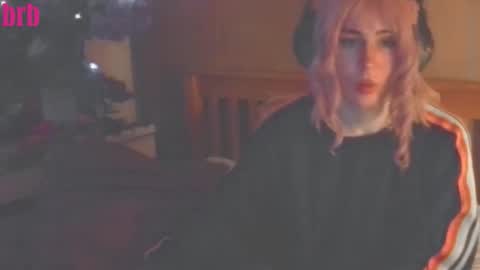 Lucy online show from November 1, 4:11 am