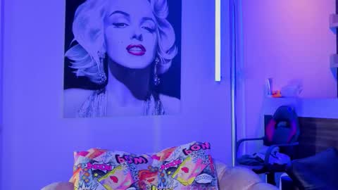 Nova Salvatore online show from March 25, 2:51 am