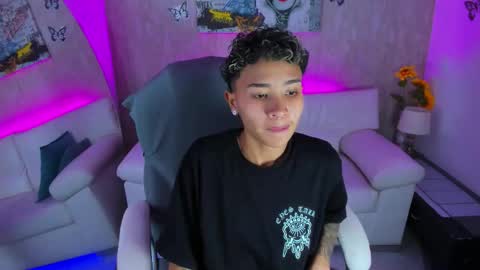 nova online show from January 11, 3:01 am