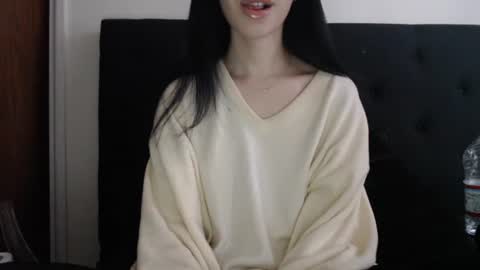 Olivia online show from November 29, 4:58 pm