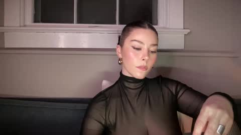 Nova van Gogh online show from March 12, 2:41 am