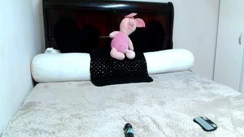 Nubiangiggles online show from December 1, 1:47 am