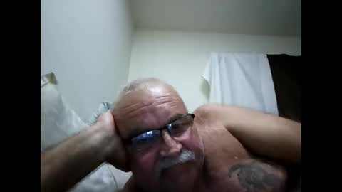 nudebandito online show from March 18, 5:57 am
