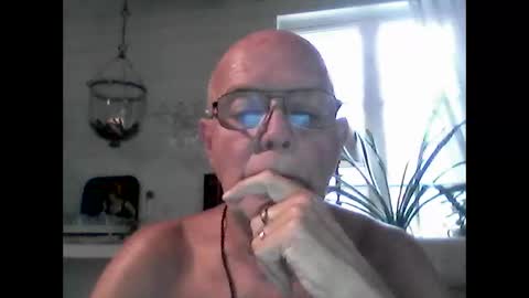 Haky online show from March 7, 4:00 pm