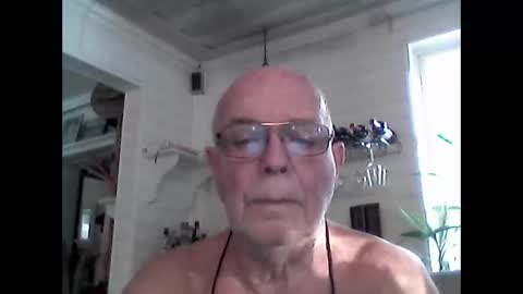 Haky online show from December 8, 11:57 am