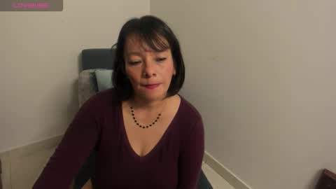 nuit_rose online show from February 17, 2:54 am