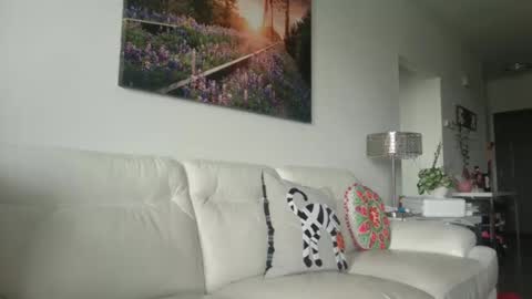 nursekittyslut online show from October 1, 7:35 pm