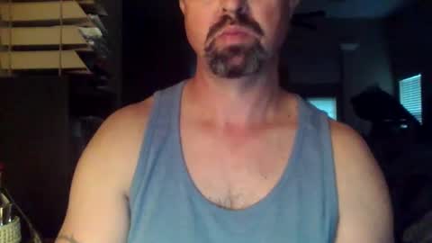 nvrenuff1979 online show from October 9, 11:48 am