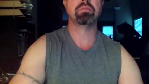 nvrenuff1979 online show from February 2, 12:34 pm