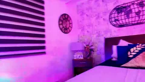  NXY  online show from September 30, 7:35 pm