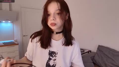 nya_babe online show from October 26, 4:17 pm