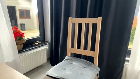 Nicol online show from October 9, 11:26 am