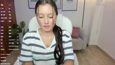 nylaa_rose online show from October 23, 6:53 pm
