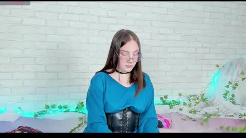 Kat online show from October 15, 5:58 pm