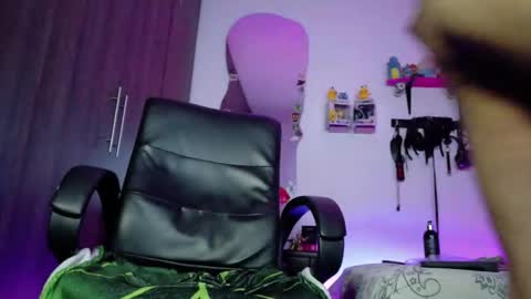 David and Steven Independents online show from February 24, 7:28 pm