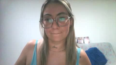 nymphomaniacgirl77 online show from February 13, 5:58 am