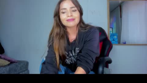 Laura nyu online show from January 12, 9:55 pm