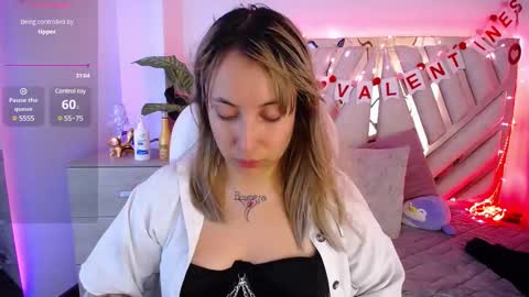 Snapshot of nyx_andria chatting on February 15, 7:06 pm Alex . online show from February 15, 7:06 pm