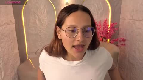 Online 800 to 1400 online show from October 4, 1:53 pm