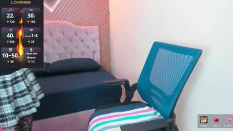 Nyx Moon  Schedule 1500 - 2200 online show from March 21, 10:57 pm