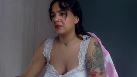 Vale online show from October 20, 2:33 pm