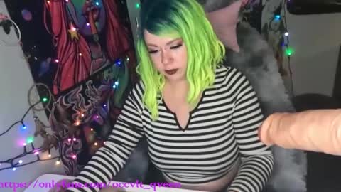 Snapshot of occvlt_qveen chatting on February 3, 12:36 am occvlt qveen online show from February 3, 12:36 am