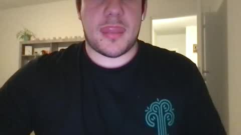 Snapshot of octoplus96 chatting on February 21, 7:43 pm Brandon online show from February 21, 7:43 pm