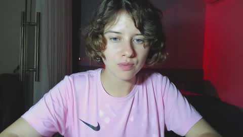 Evie online show from February 27, 4:32 pm