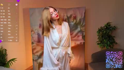 Lynna online show from November 27, 11:07 am