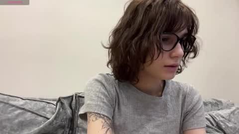 Thea online show from March 1, 4:28 am