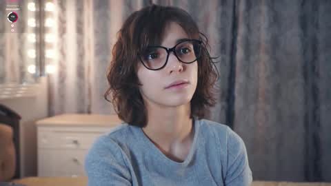 Thea online show from January 7, 6:18 am