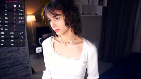 Thea online show from March 1, 4:33 pm