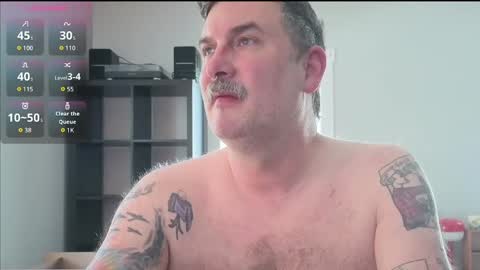 Office Dad online show from June 1, 5:58 pm