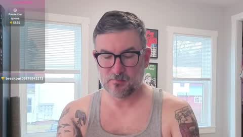 Office Dad online show from November 21, 7:45 pm